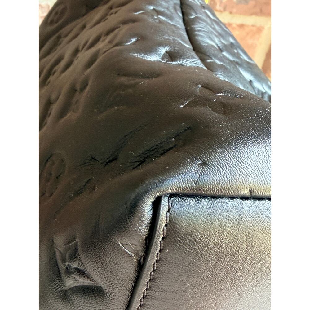 Louis Vuitton Coussin Hobo Monogram Embossed Lambskin MM Black 28169 - Picture 8 of 16